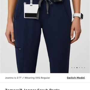 Gently used figs joggers